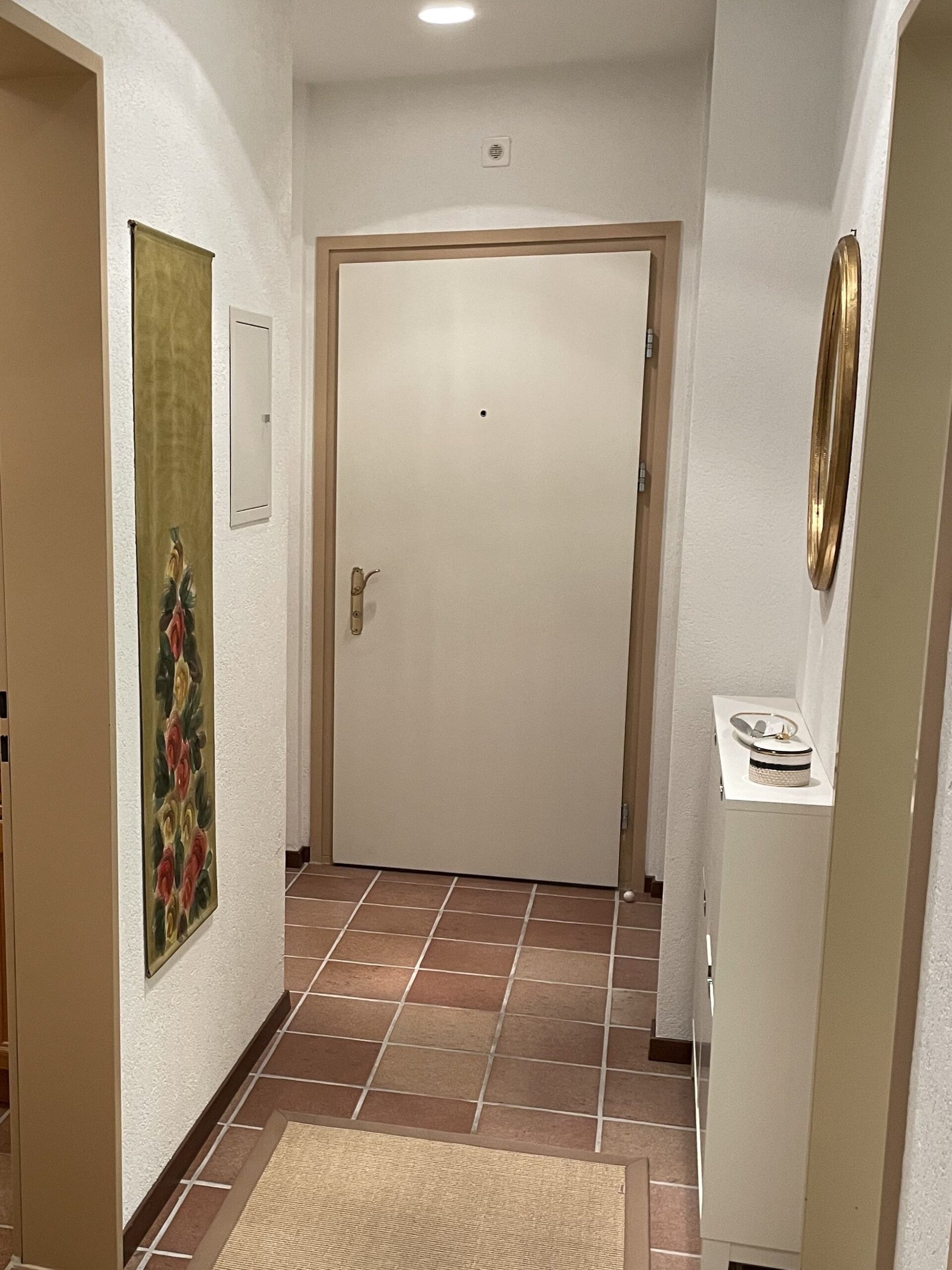 Flur einer Ferienwohnung am Lago Maggiore