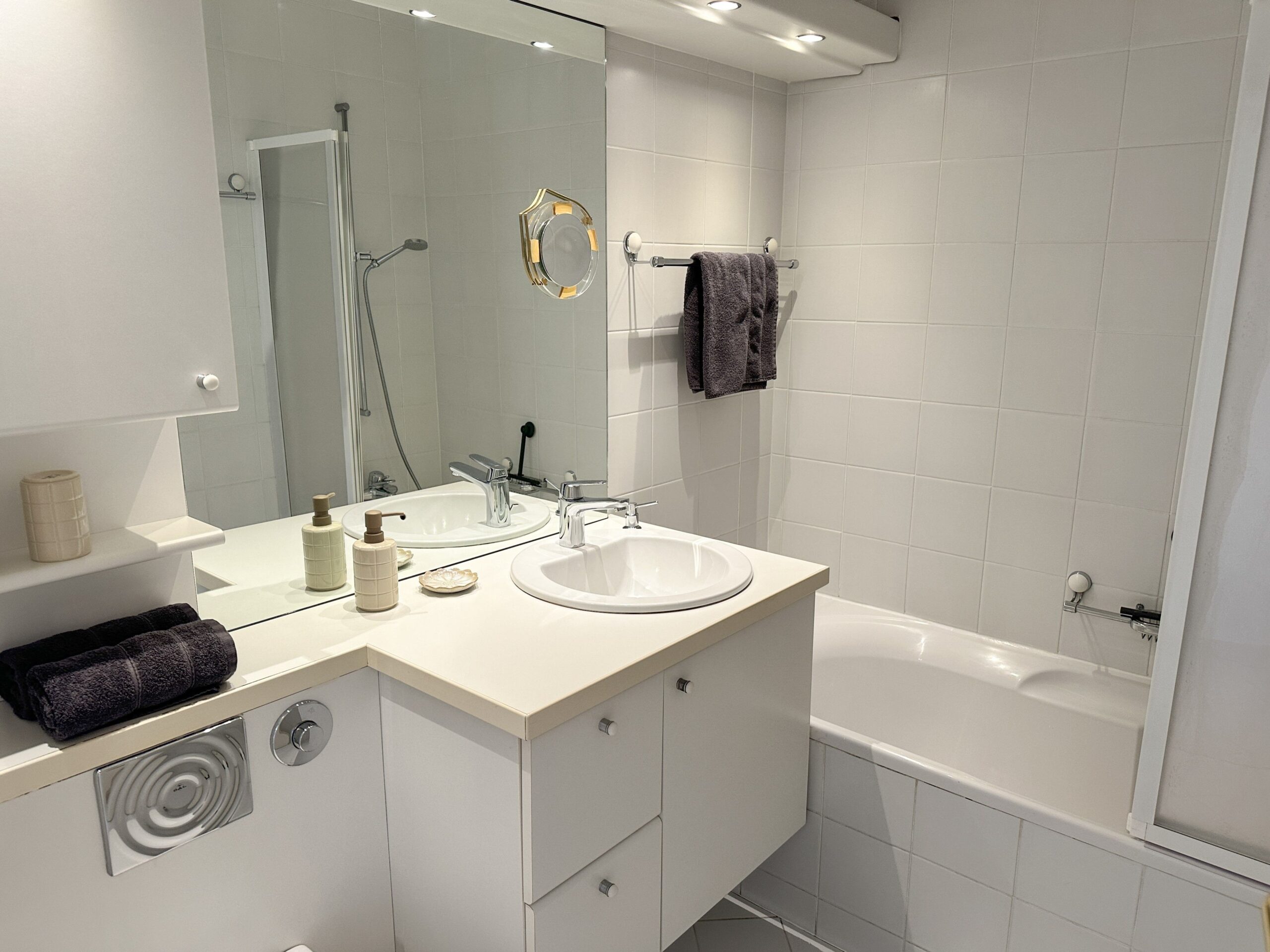 Badezimmer in Ferienwohnung im Tessin