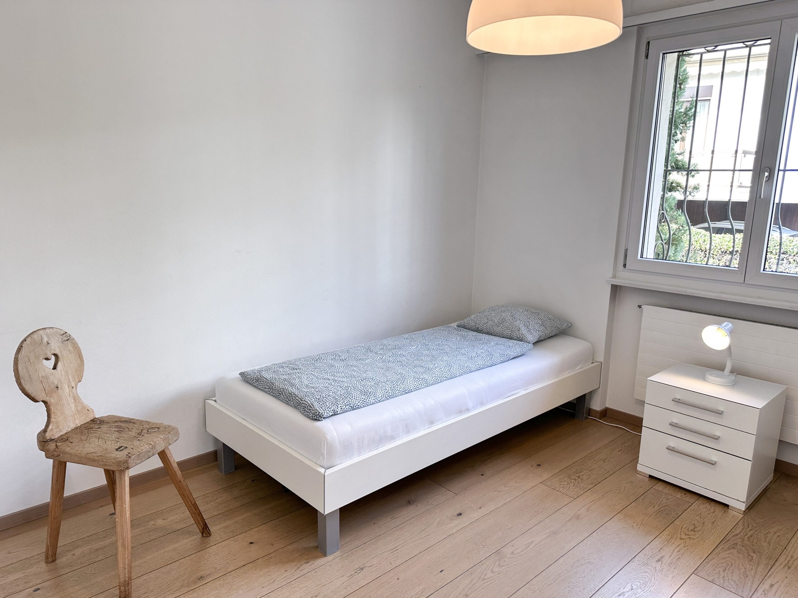 Schlafzimmer einer Ferienwohnung
