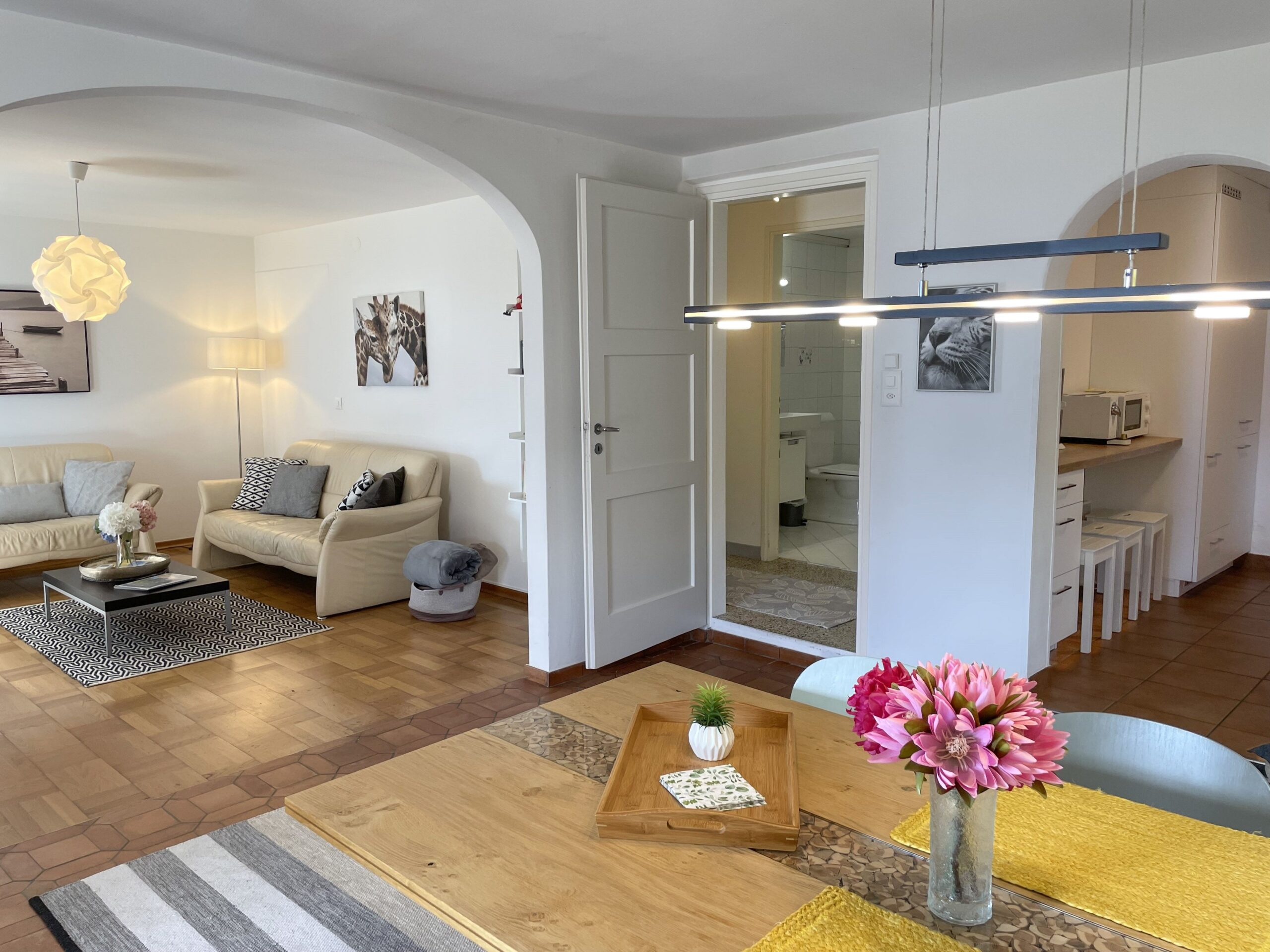 Wohnzimmer einer Ferienwohnung