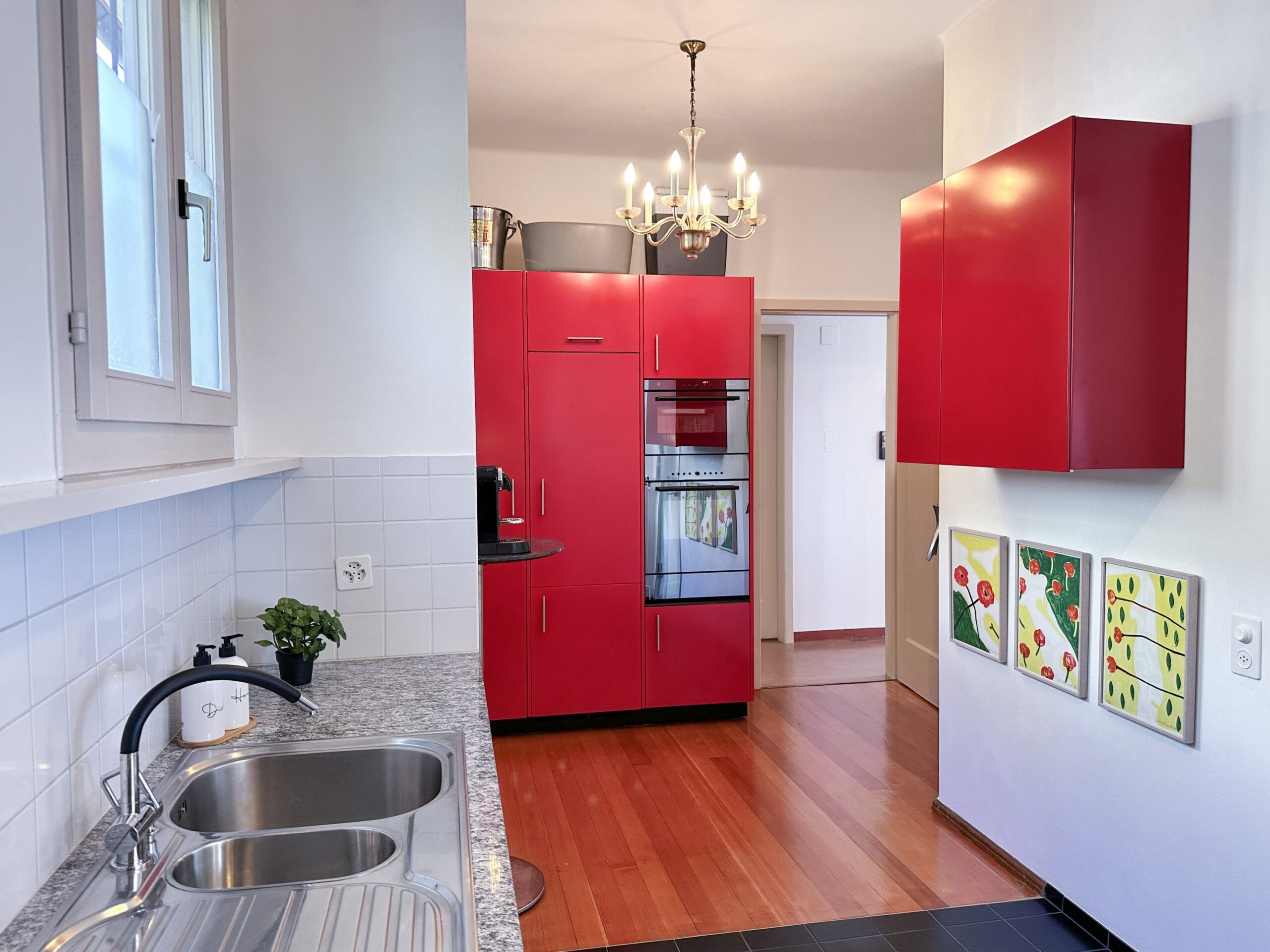 Küche einer Ferienwohnung am Lago Maggiore