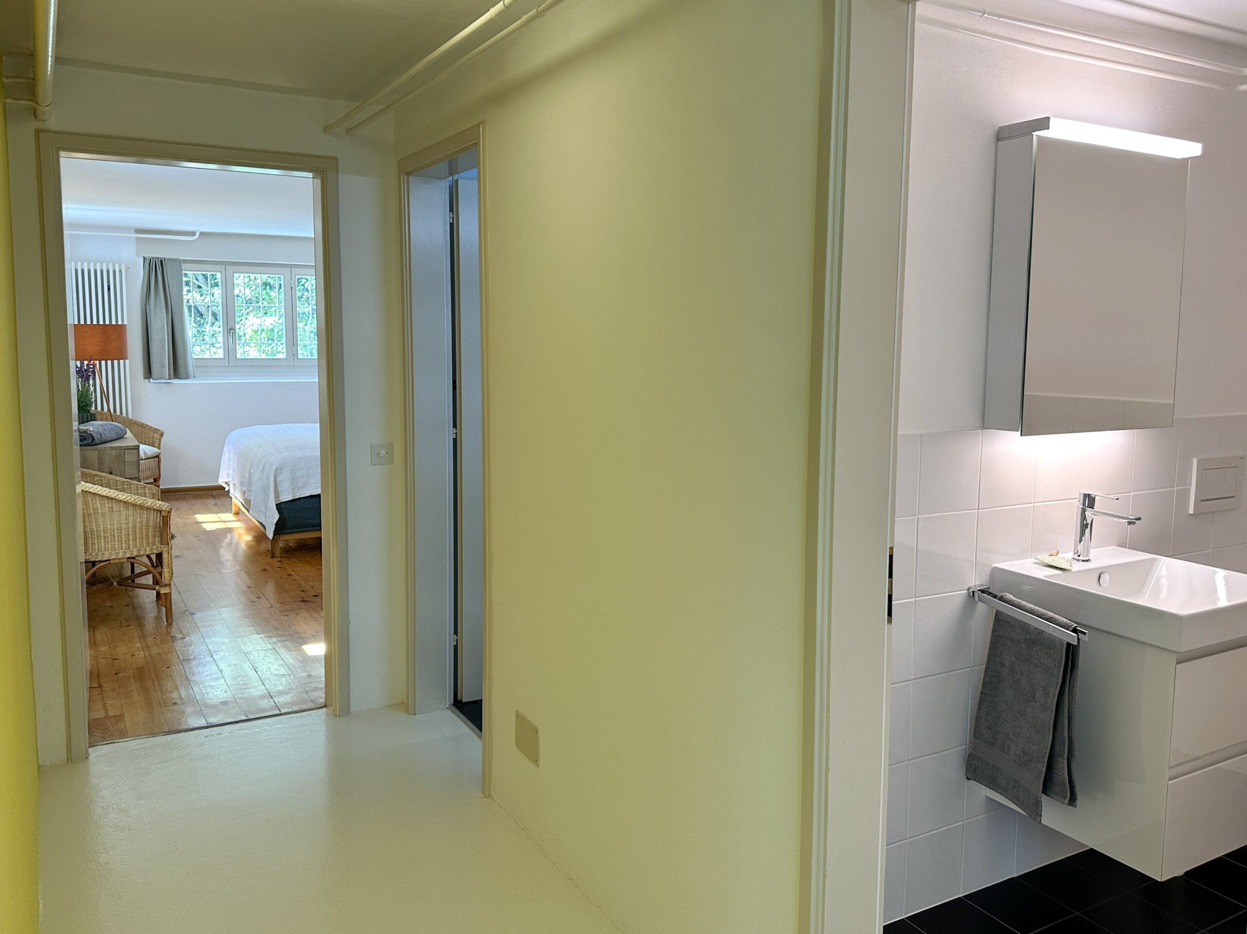 Badezimmer einer Ferienwohnung am Lago Maggiore