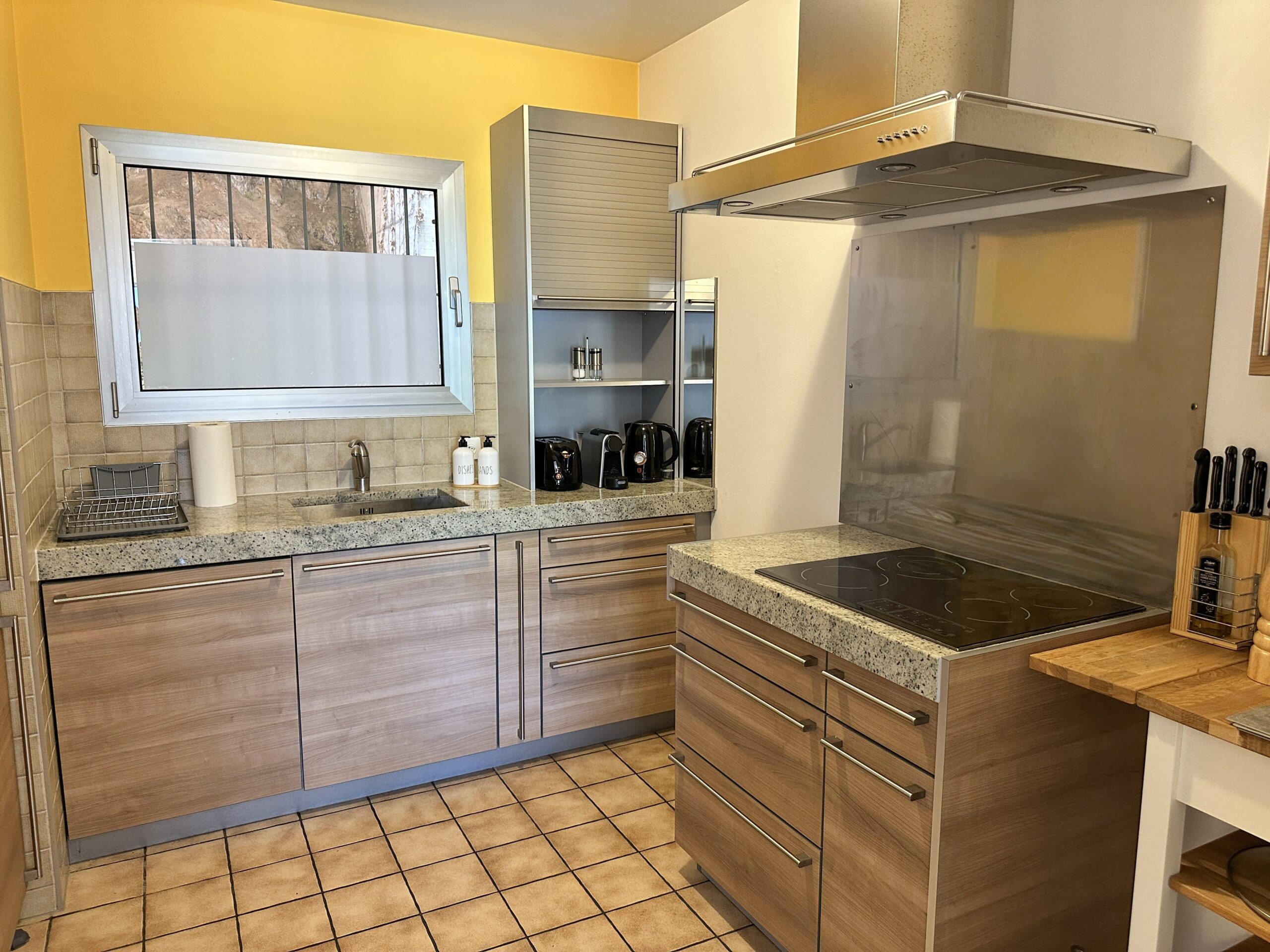 Küche in Ferienwohnung am Lago Maggiore