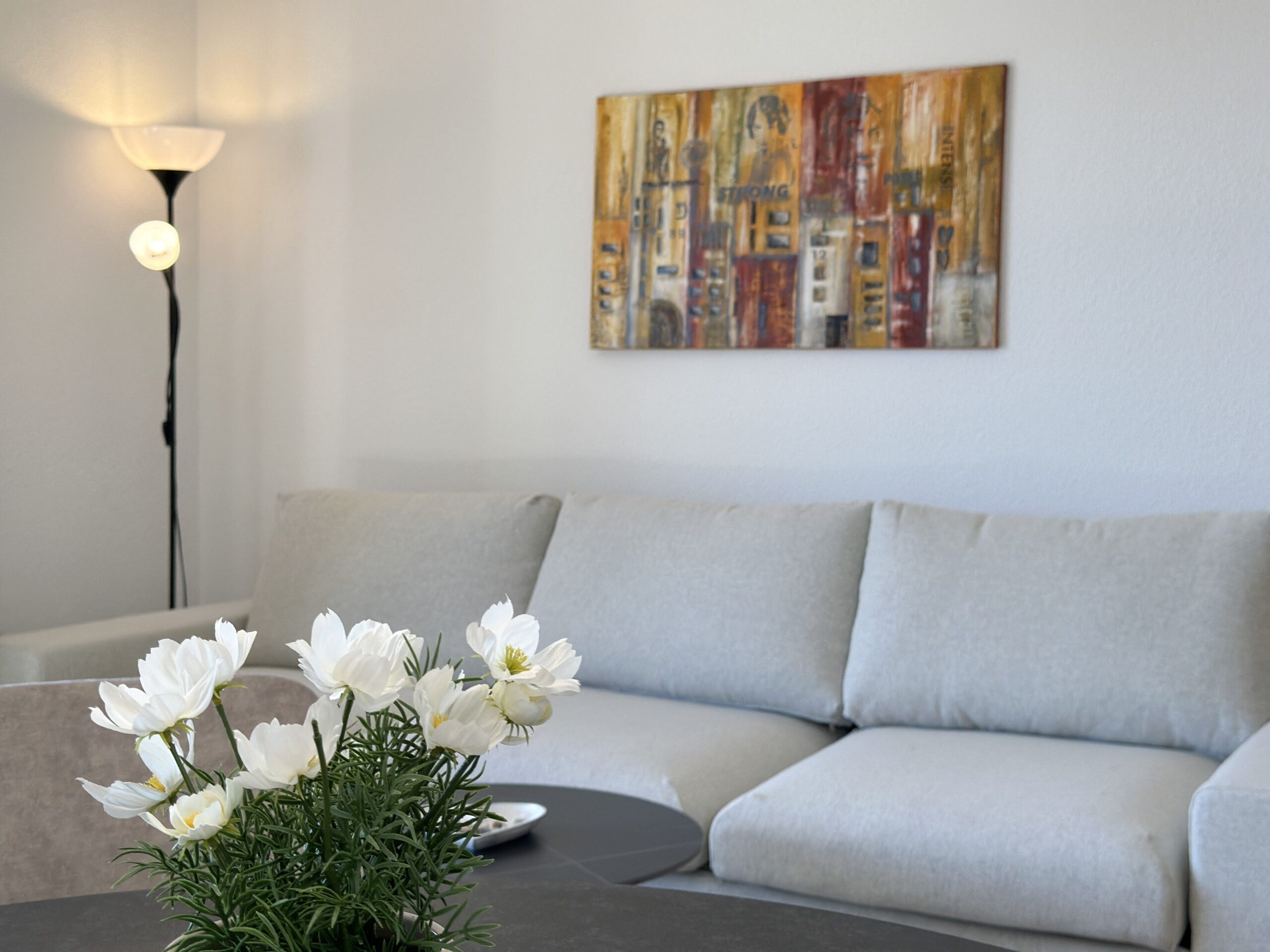 Wohnzimmer einer Ferienwohnung am Lago Maggiore