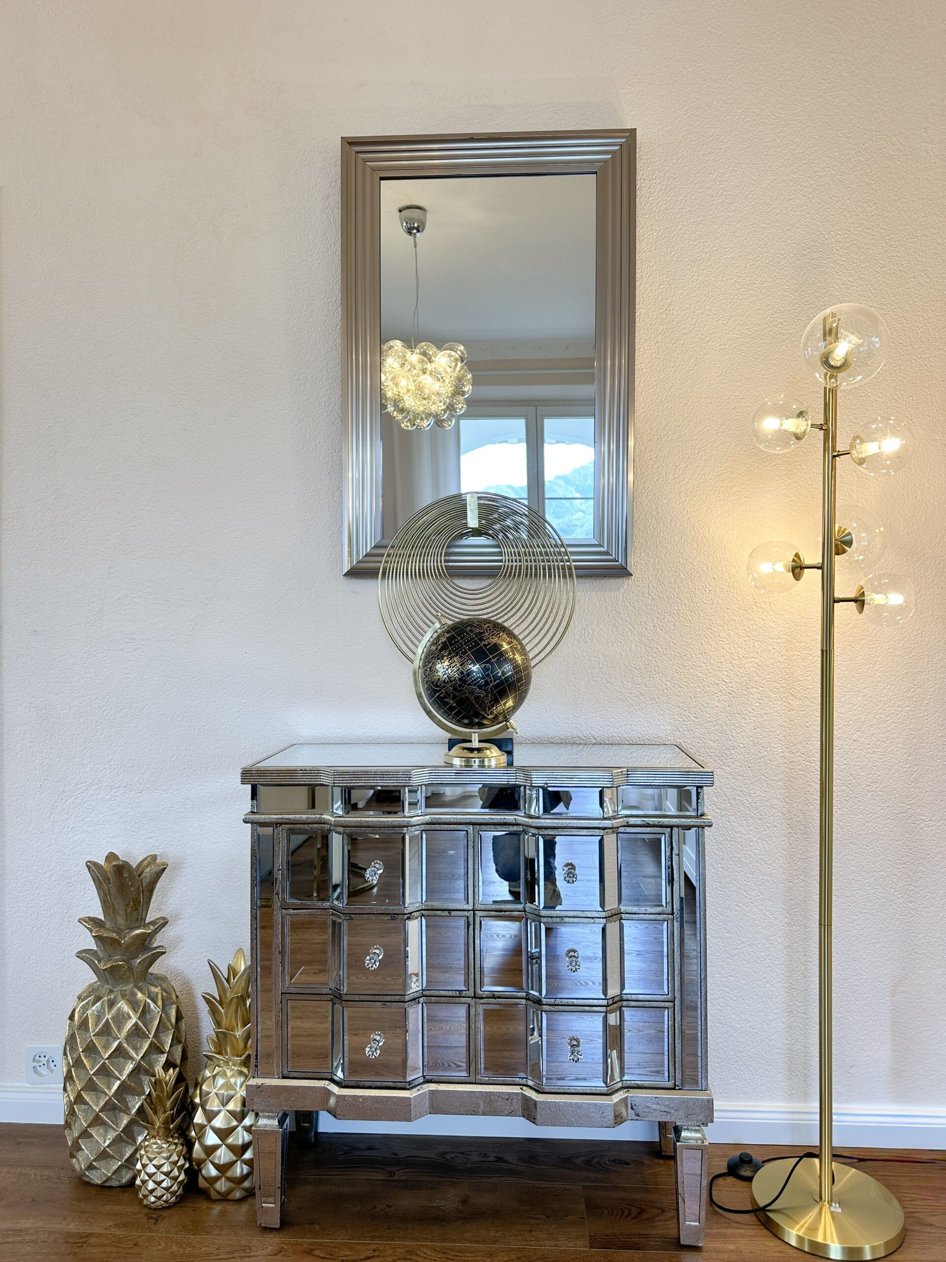 Flur einer Ferienwohnung am Lago Maggiore