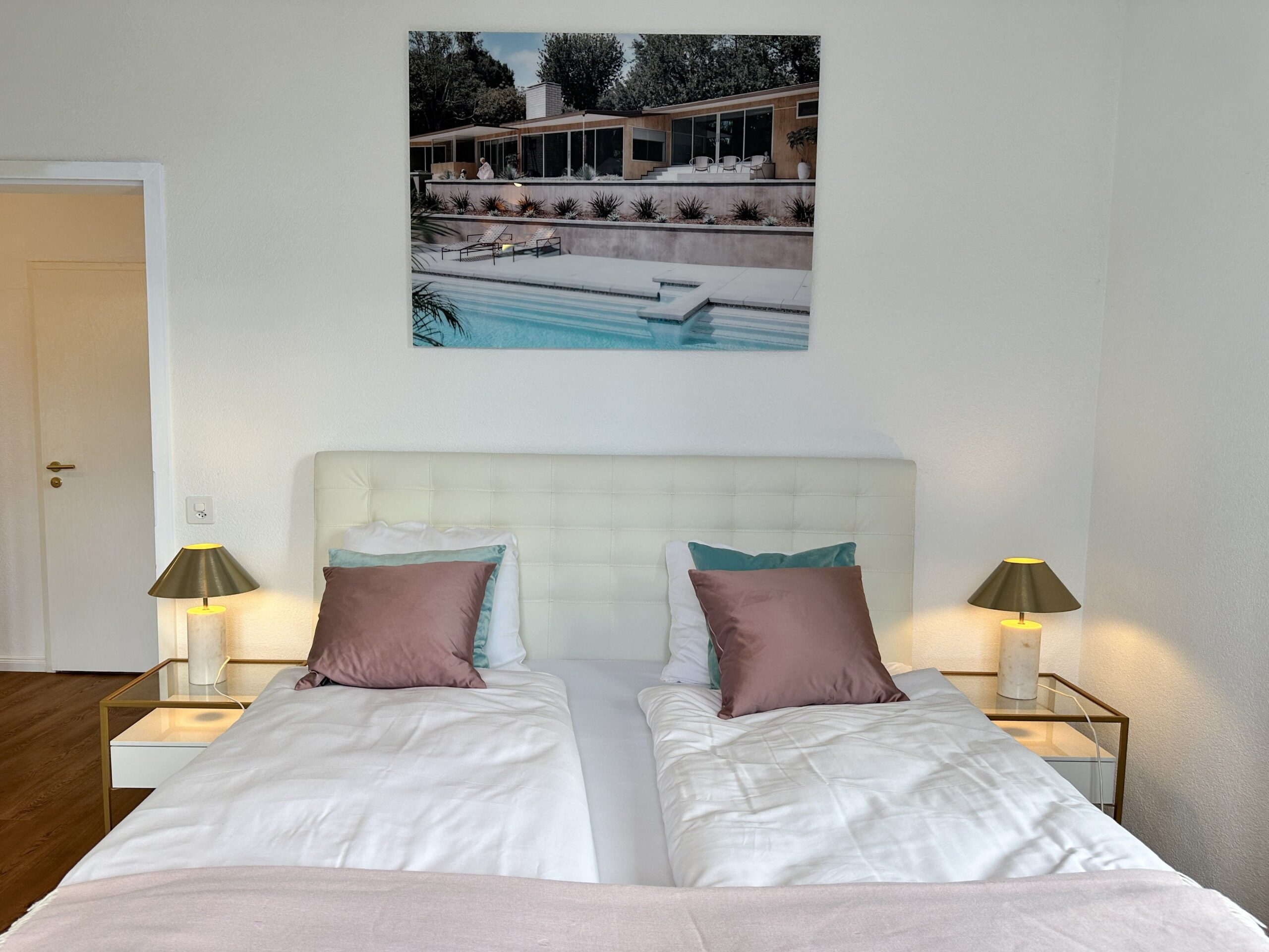 Schlafzimmer einer Ferienwohnung am Lago Maggiore