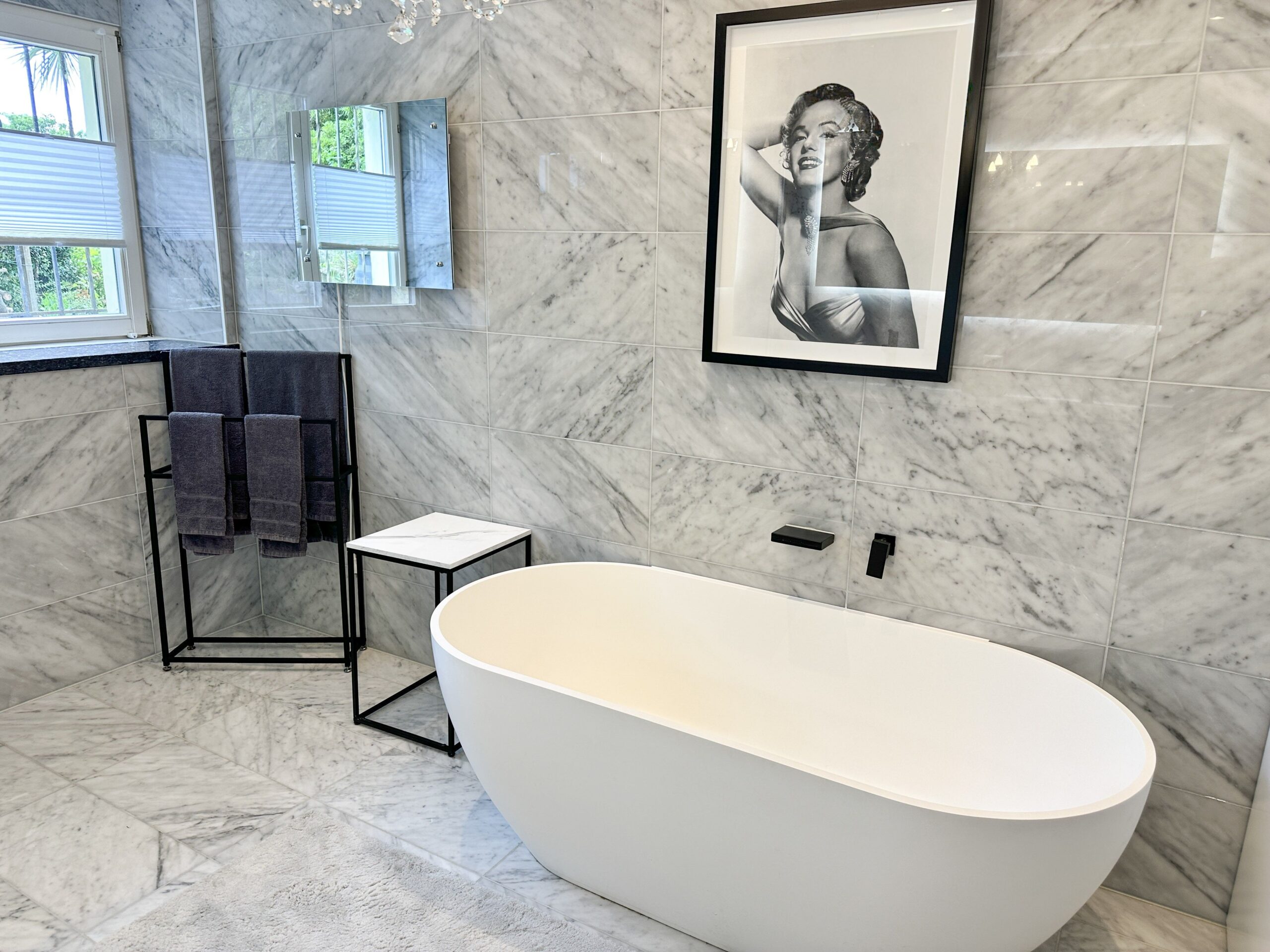 Badezimmer einer Ferienwohnung am Lago Maggiore