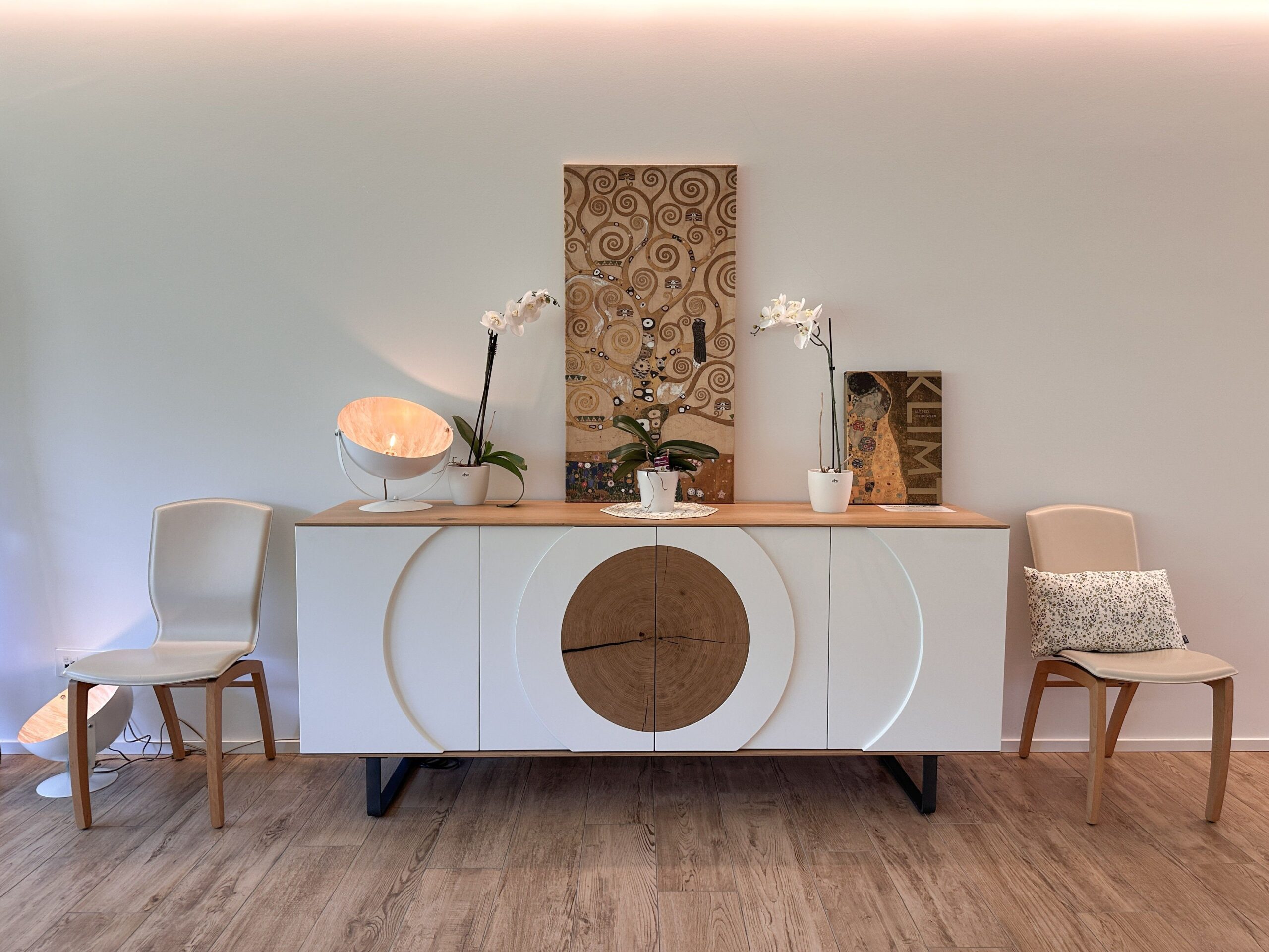 Schrank in Ferienwohnung im Tessin