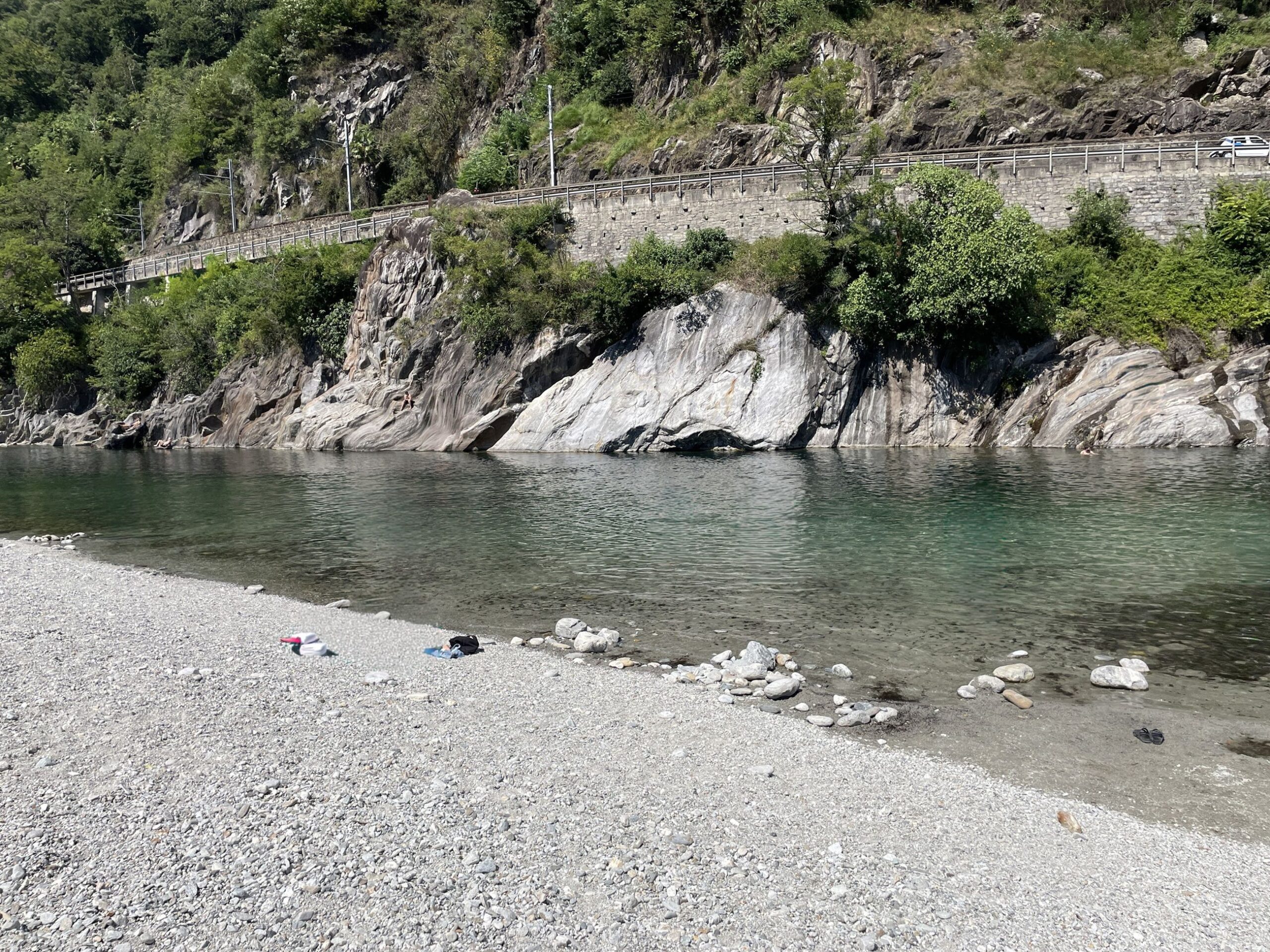 Fluss im Tessin