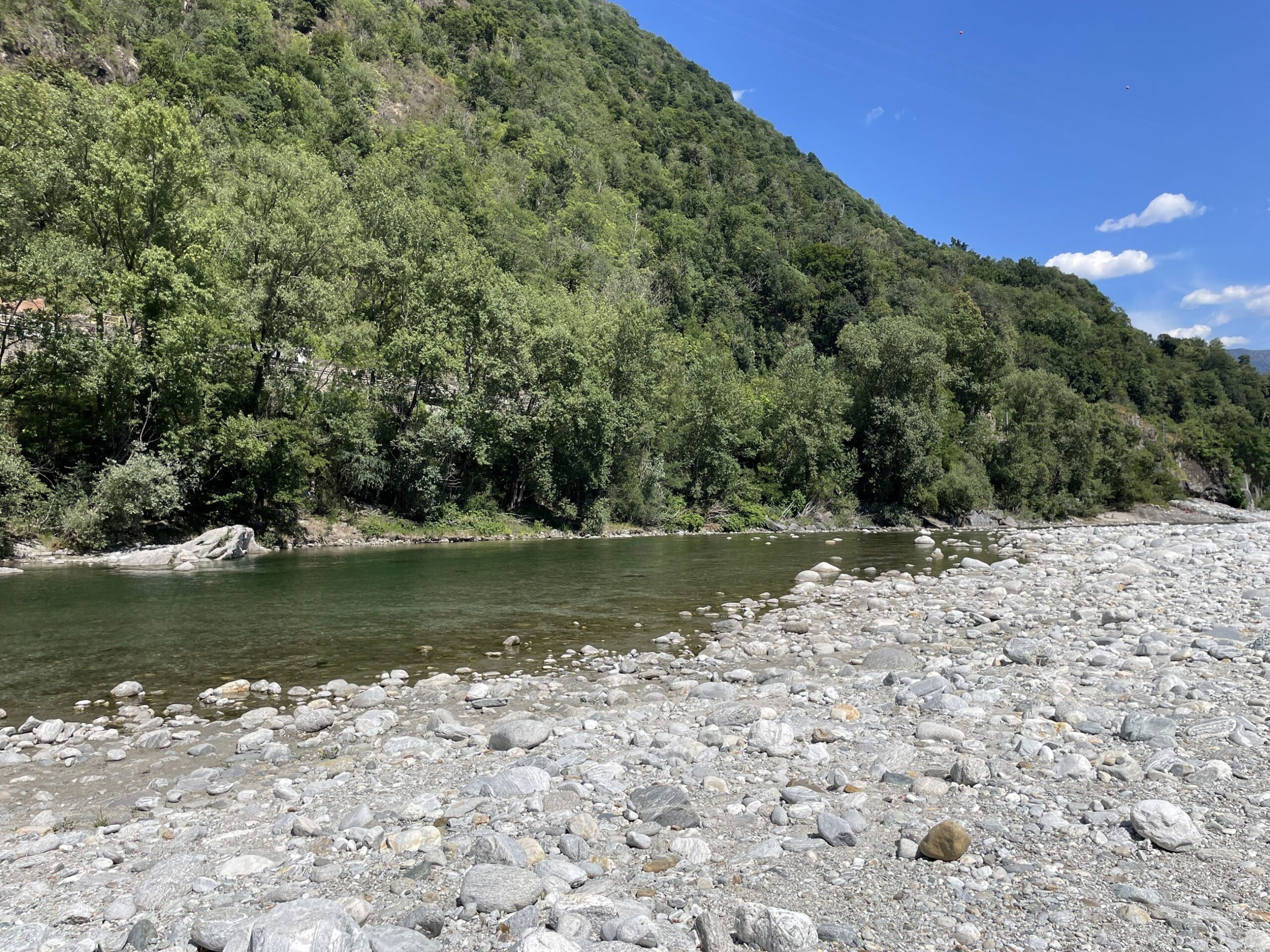 Fluss im Tessin