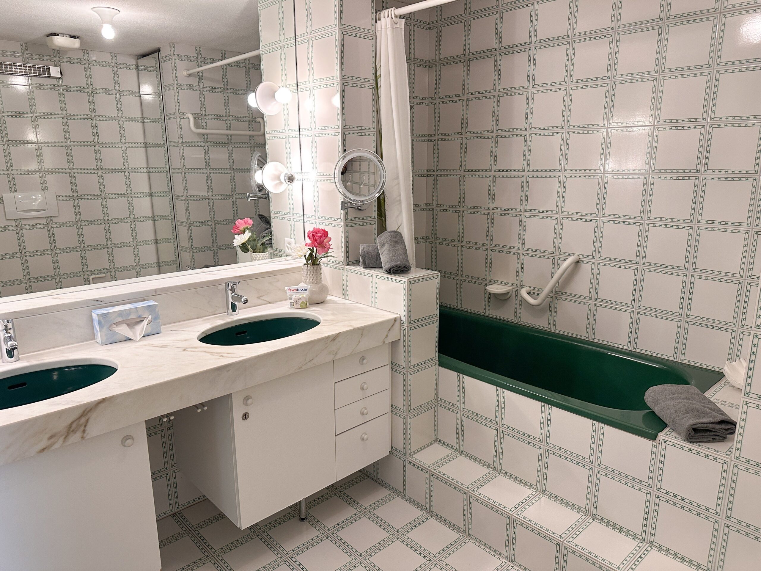 Badezimmer in Ferienwohnung im Tessin