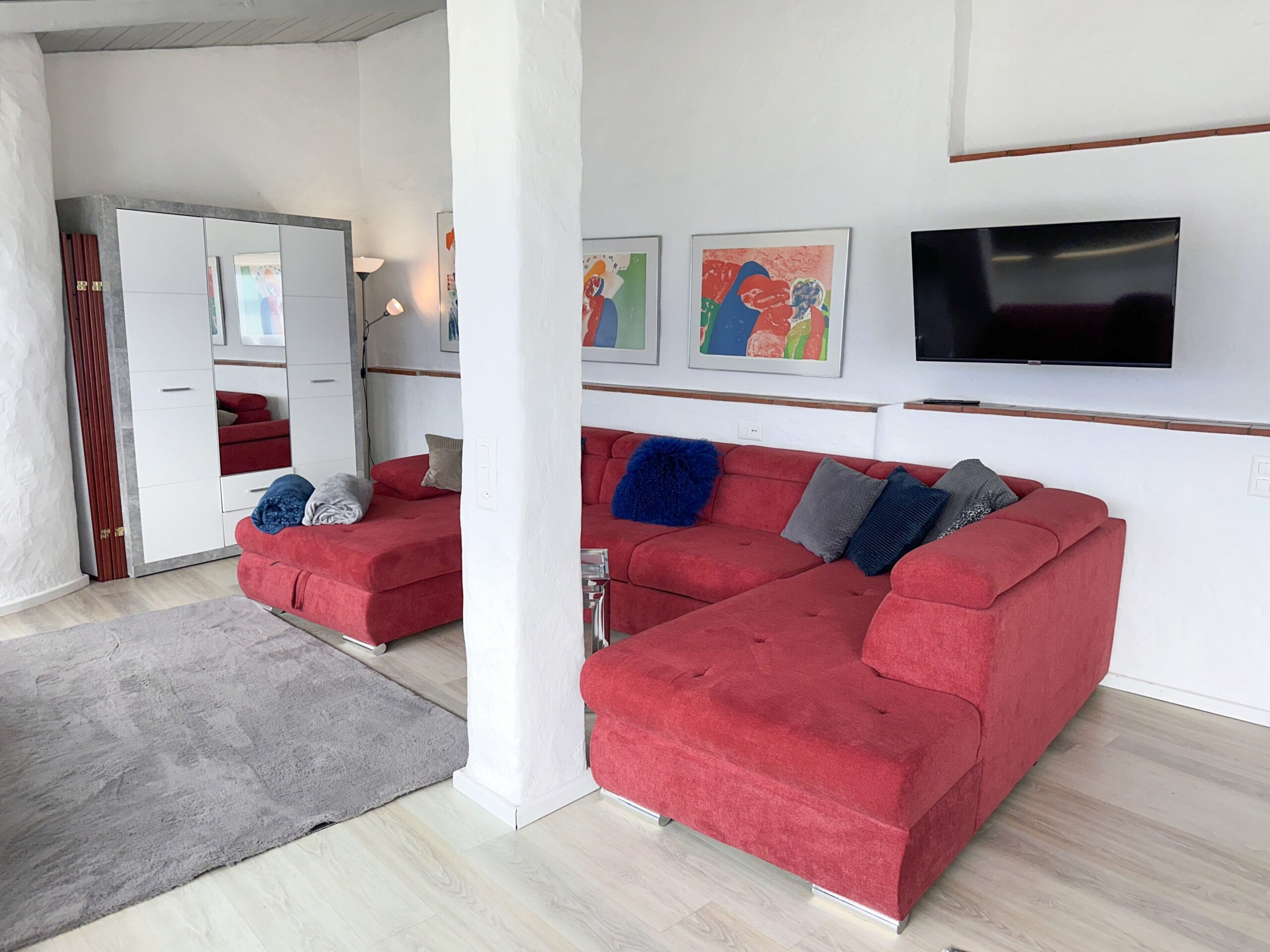 Couch in Ferienwohnung im Tessin
